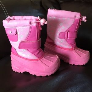 Warm pink toddler girls snow boots ☃️